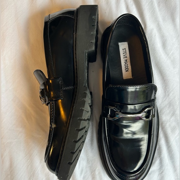 Men’s Steve Madden lug sole loafers - Picture 3 of 6